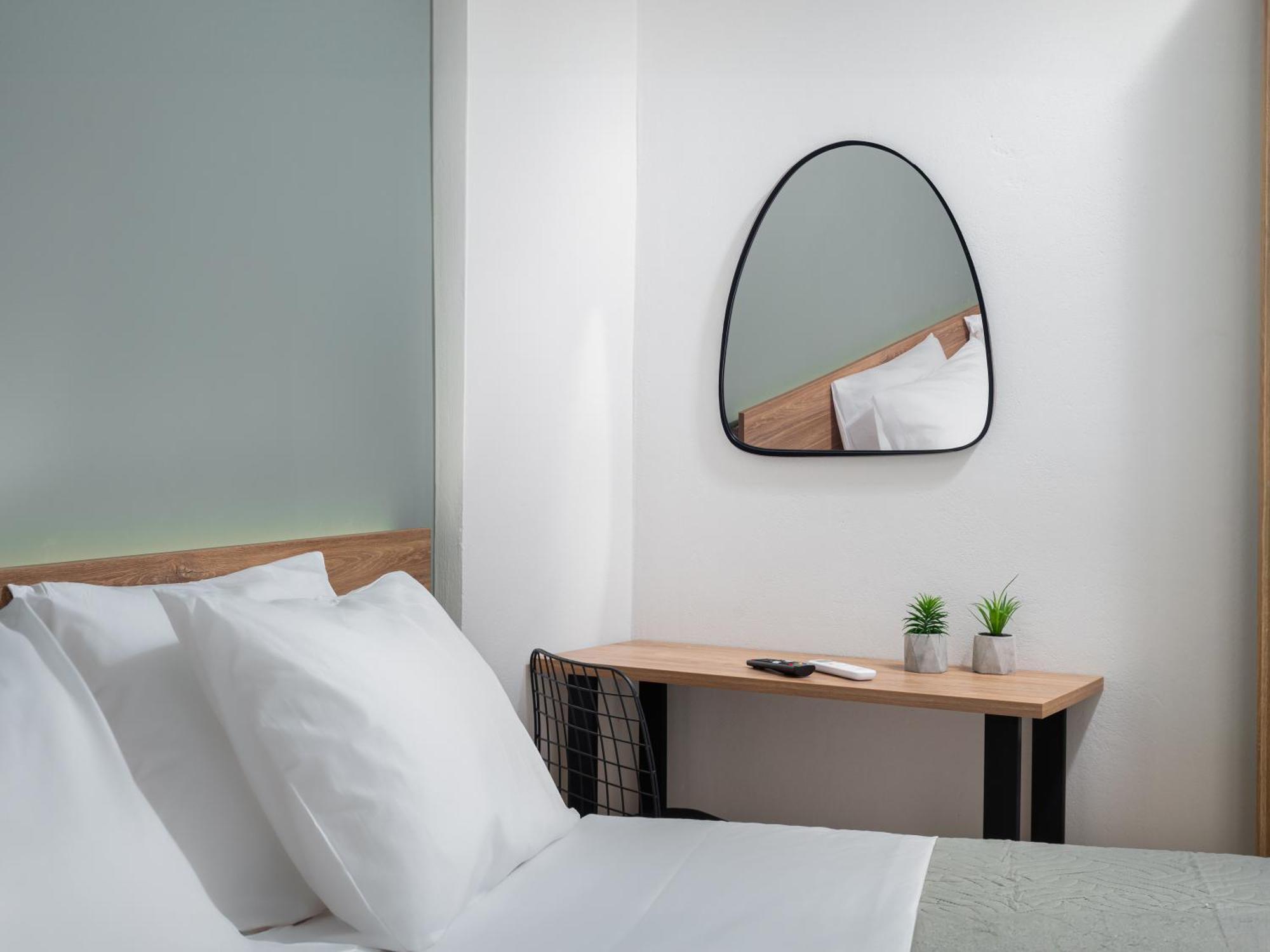 Makas Suites Херсонисос Екстериор снимка
