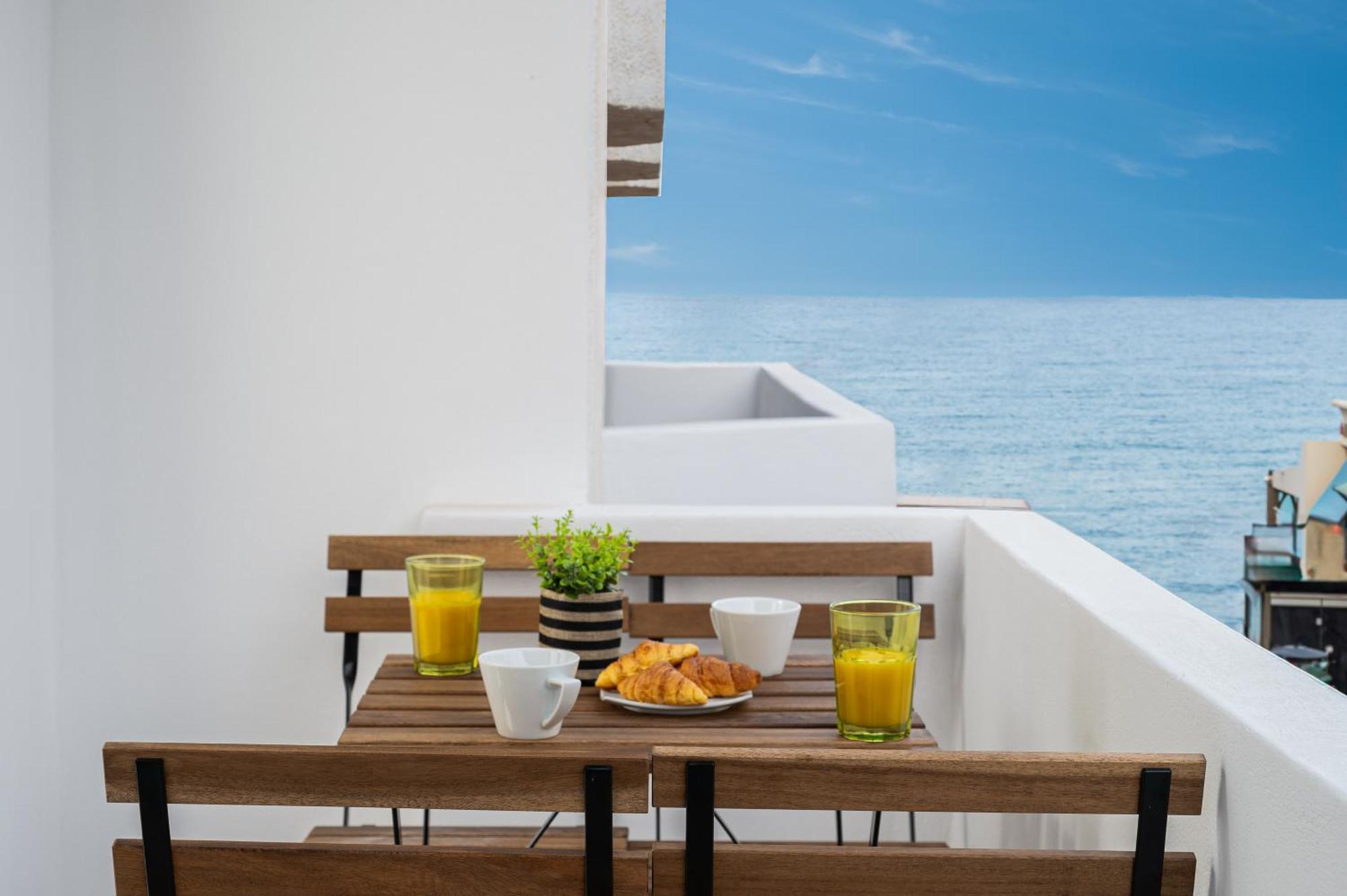 Makas Suites Херсонисос Екстериор снимка