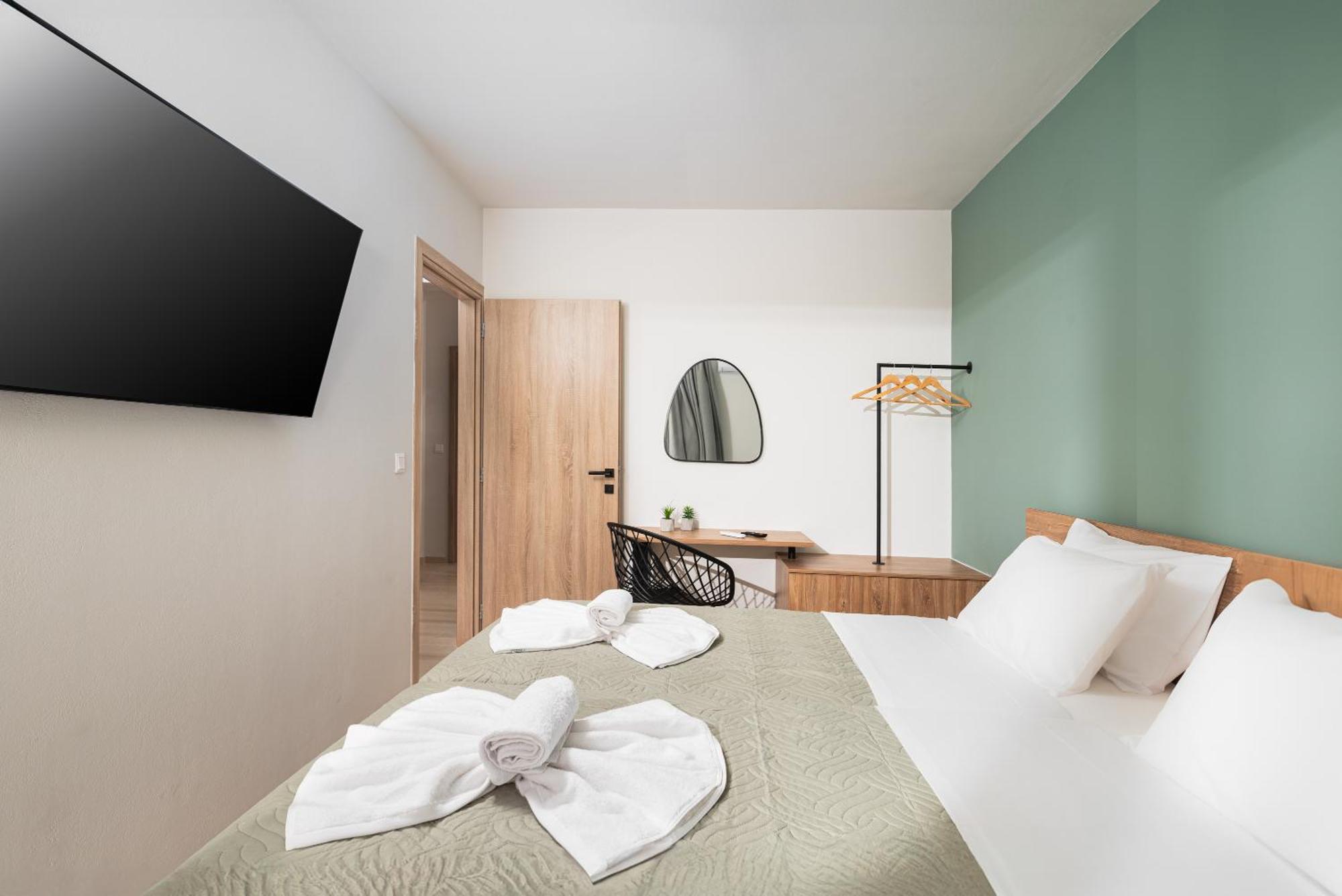 Makas Suites Херсонисос Екстериор снимка